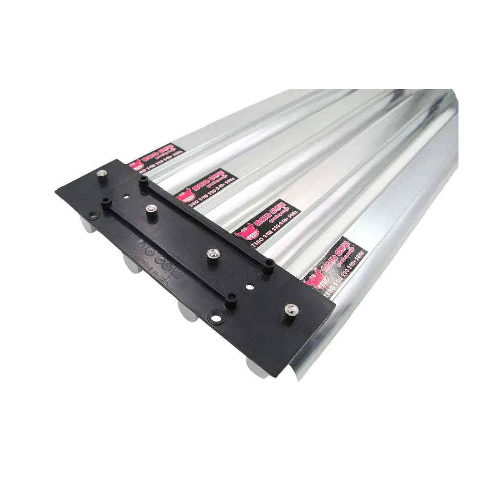 Expandable MOJO COW PS1 T5 fluorescent propagation lighting system with 2 x 24W 6400K grow tubes and click lock spine connectors