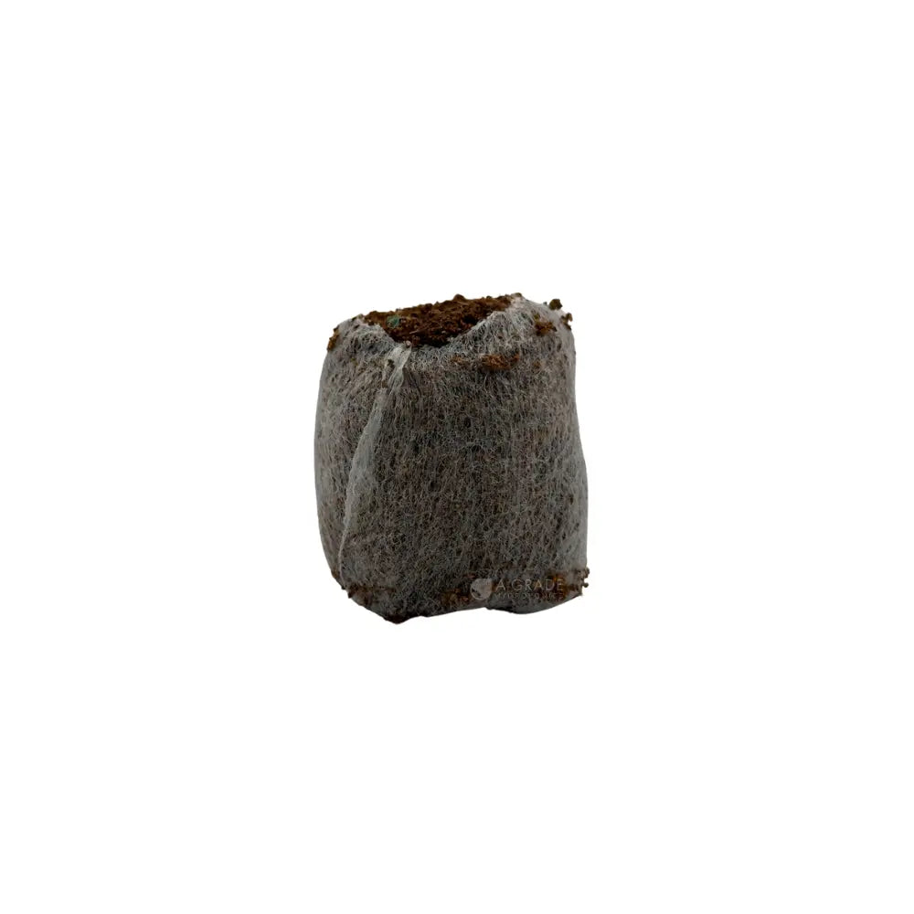Side view of hydrated JIFFY® 7C coir pellet packaging, 35mm peat-free seedling pellets