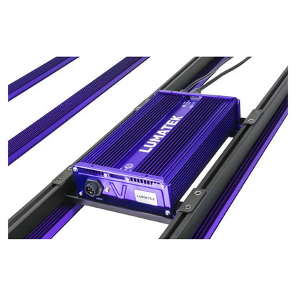 Lumatek Zeus 600W Pro 3.1 LED grow light driver close-up – high-performance Lumatek LED driver mounted on multi-bar hydroponic grow light system.