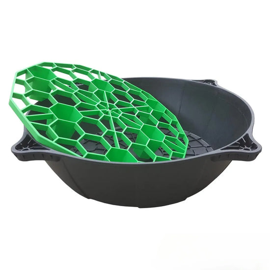 G-Pot Grid and base tray for plant pot drainage, hydroponic run-off collection and root rot prevention.