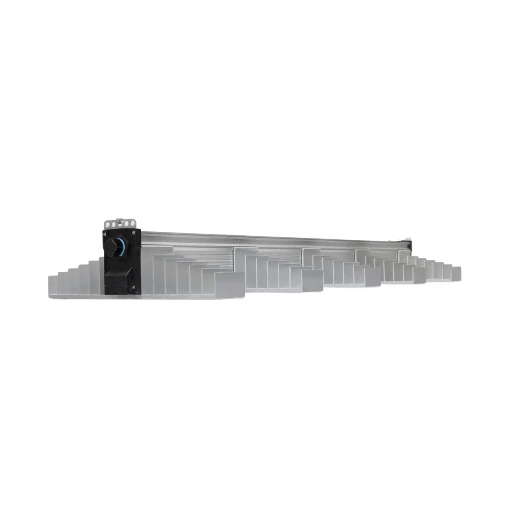 SANlight EVO 5-120 LED grow light with full spectrum heatsink design