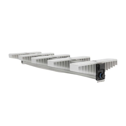 SANlight EVO 5-120 LED grow light underside with modular full spectrum bars